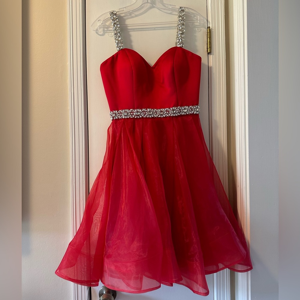Red Ashley Lauren pageant dress size 2 worn only once!